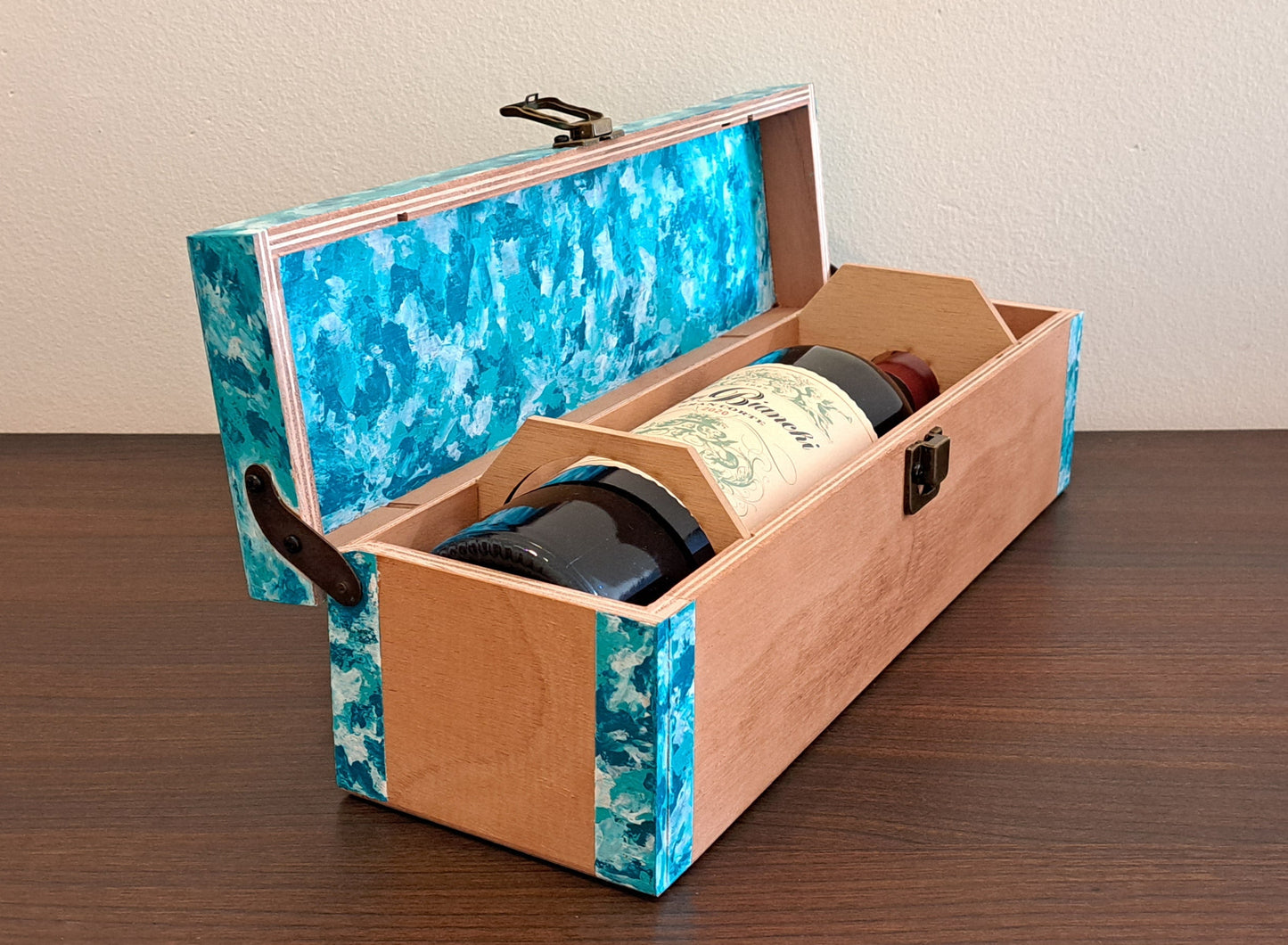 "Río entre viñas" + Vino de Alta Gama